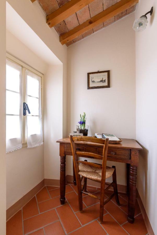 La locanda del Povero Diavolo Torriana Exterior foto